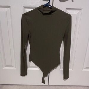 SO Green Long Sleeve Bodysuit Size Medium